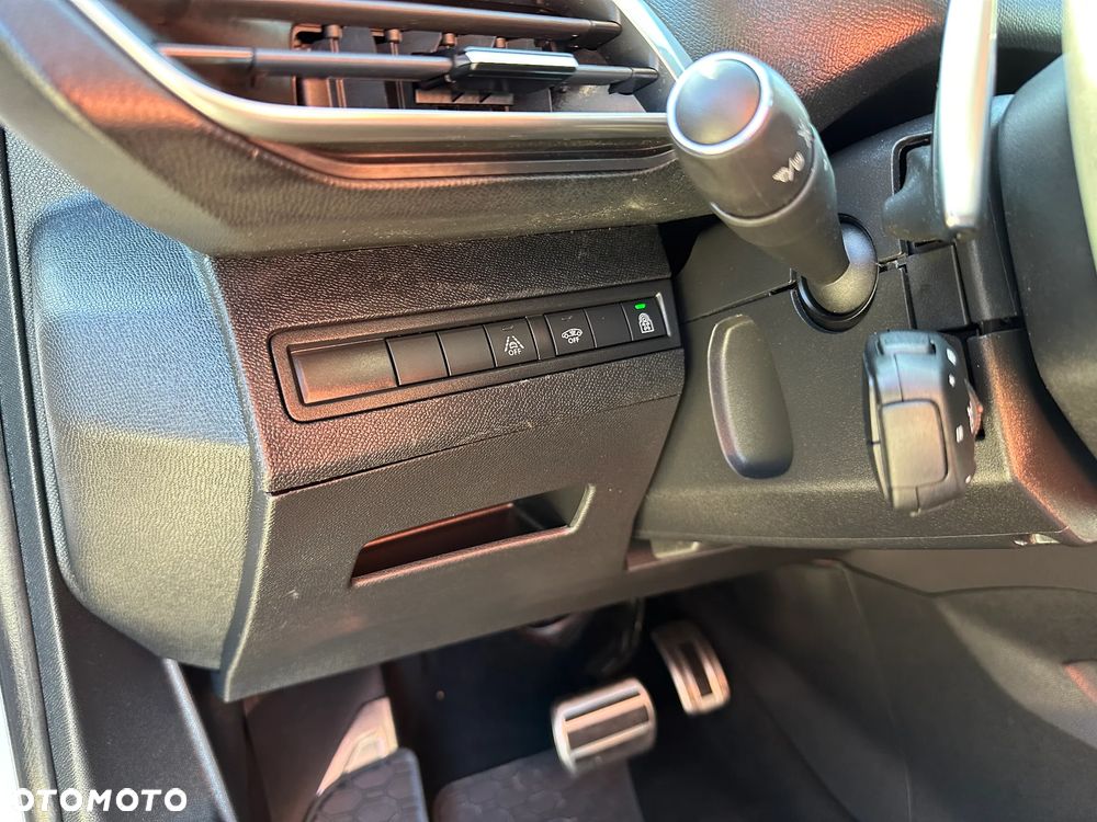 Peugeot 3008 - 19