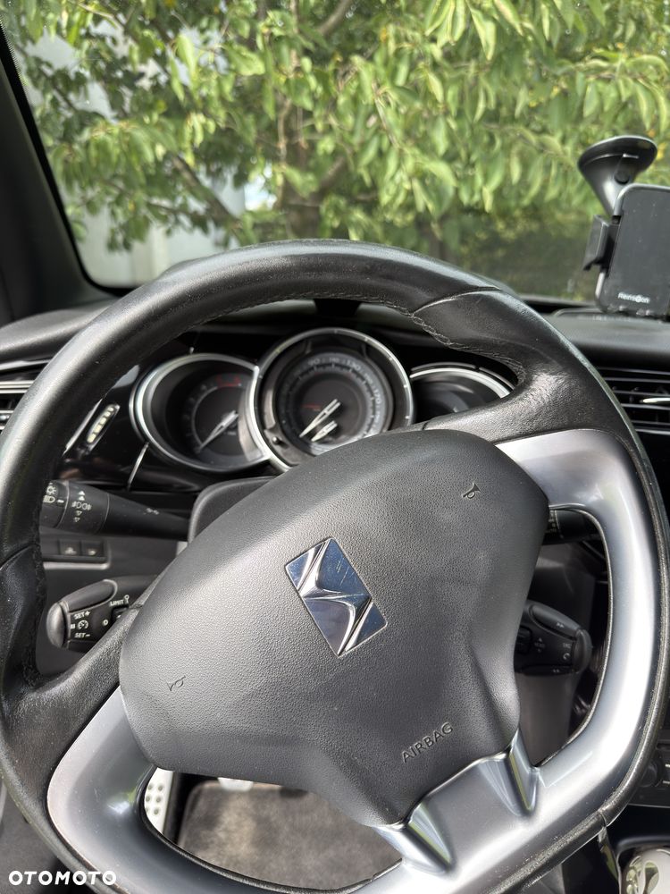 Citroën DS3 1.6 HDi SoChic - 9