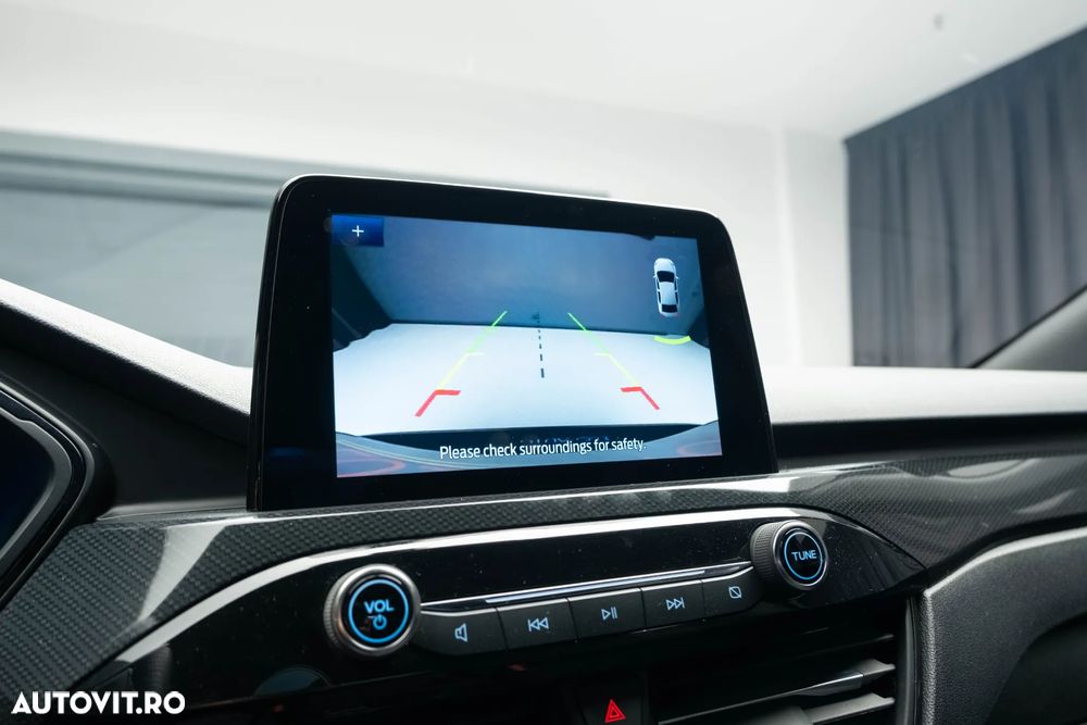 Ford Kuga 2.5 Duratec FHEV ST-LINE - 16