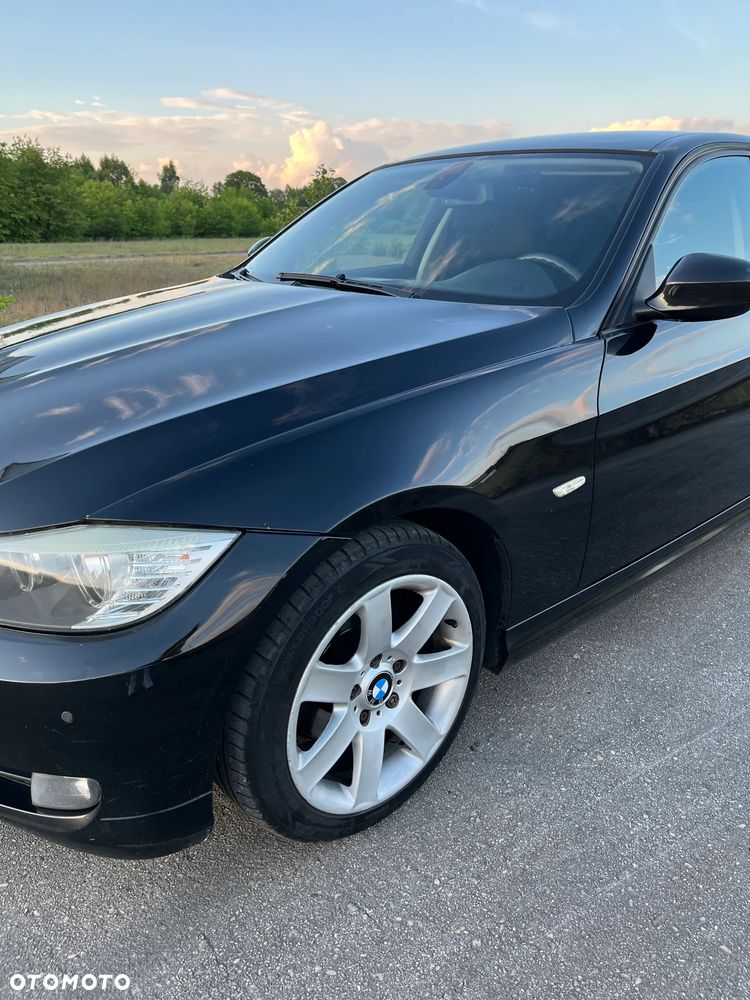 BMW Seria 3 318d - 4