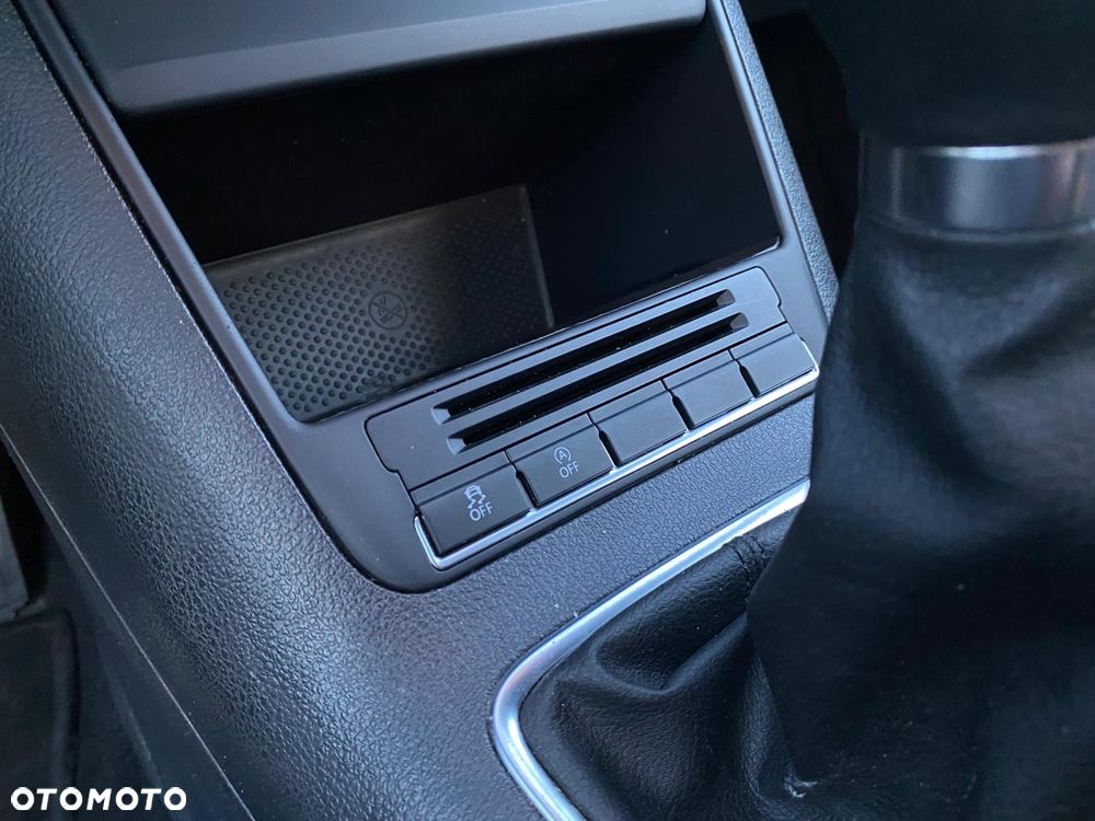 Volkswagen Tiguan 2.0 TDI DPF BlueMotion Technology Trend & Fun - 12