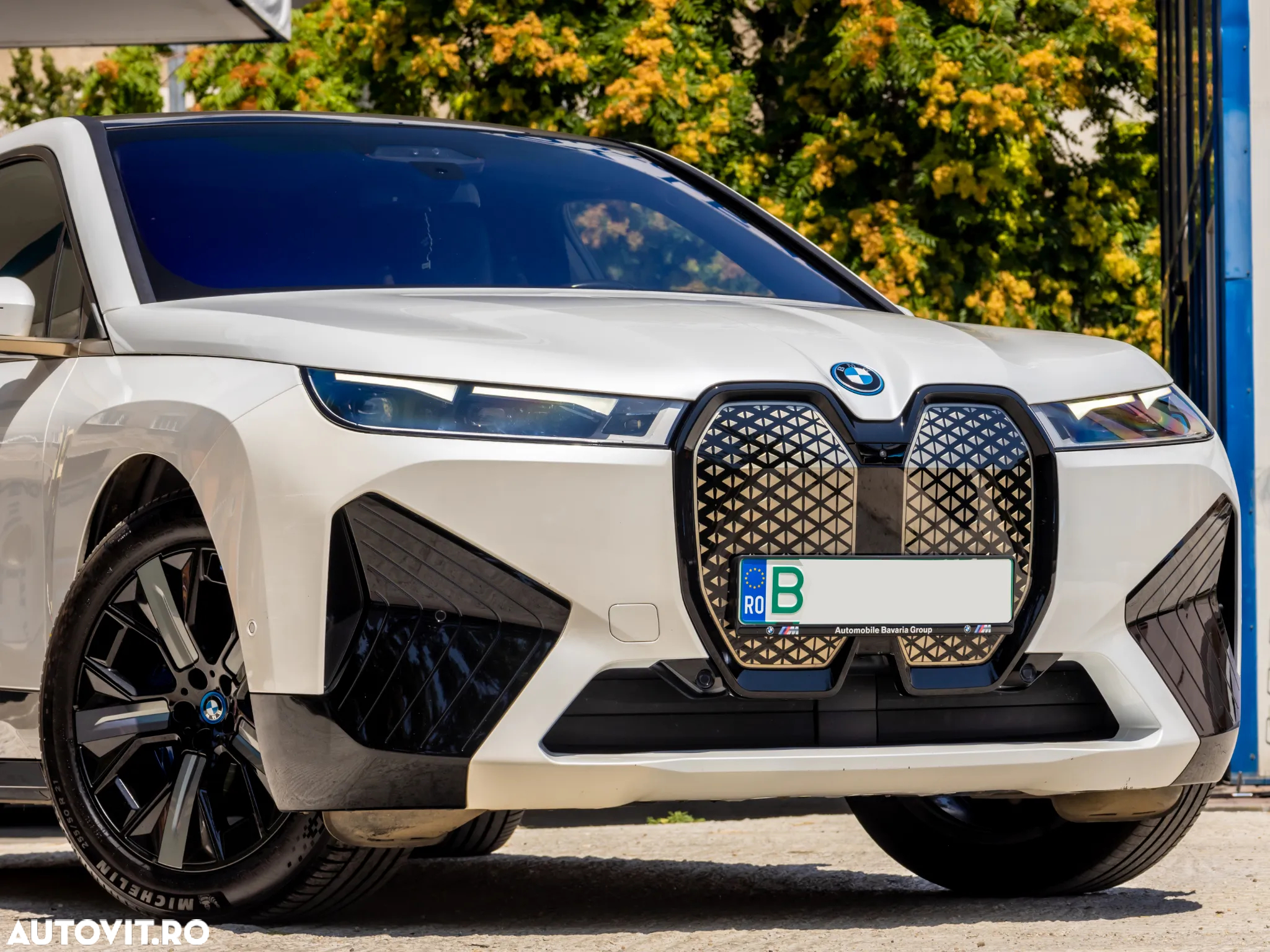 BMW iX xDrive40 - 13
