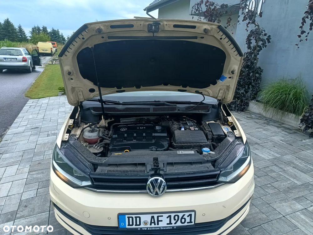 Volkswagen Touran 2.0 TDI SCR DSG Comfortline - 18