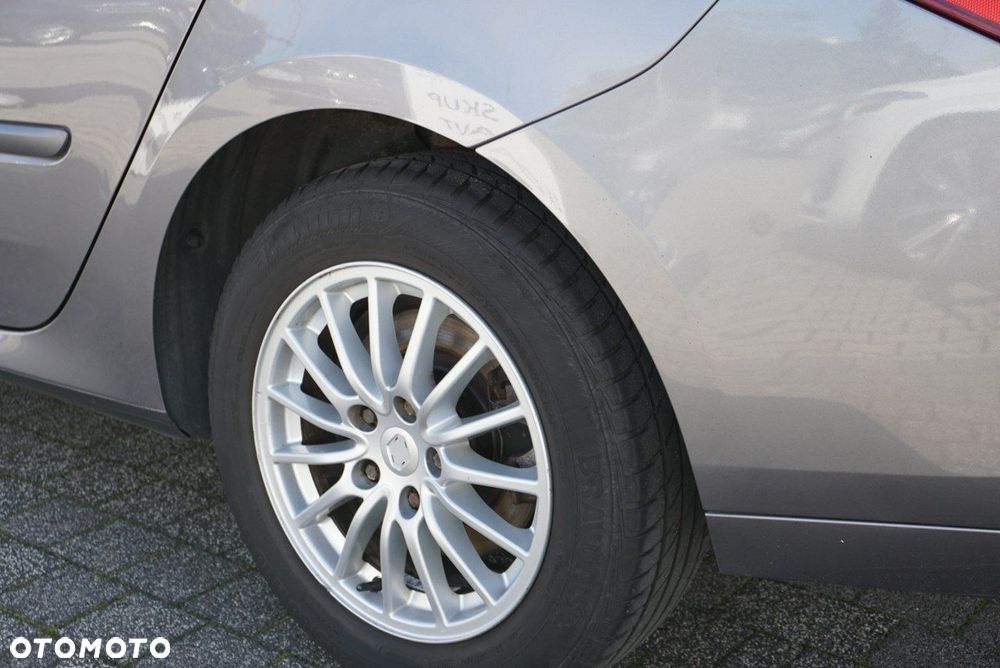 Renault Laguna - 8