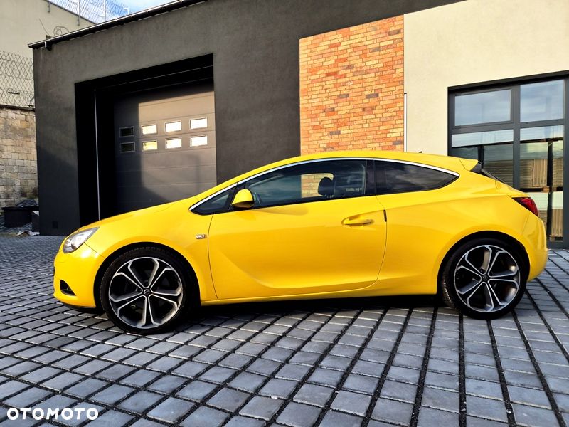 Opel Astra 1.6 T Sport - 11