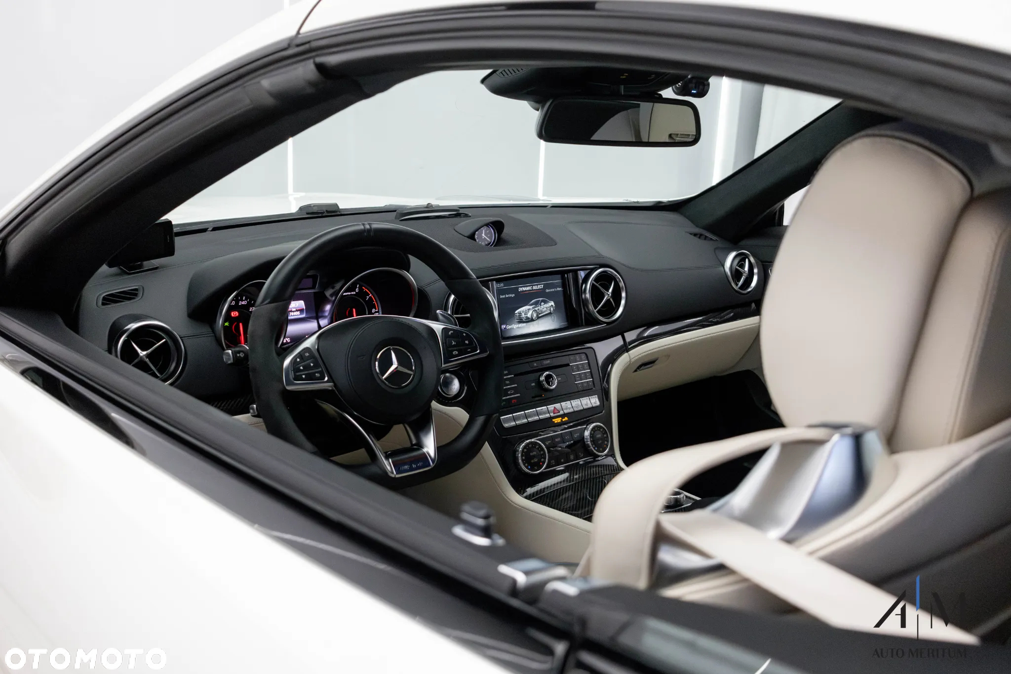 Mercedes-Benz SL 63 AMG - 19