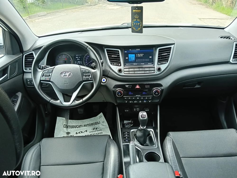 Hyundai Tucson blue 1.7 CRDi 2WD Intro Edition - 4