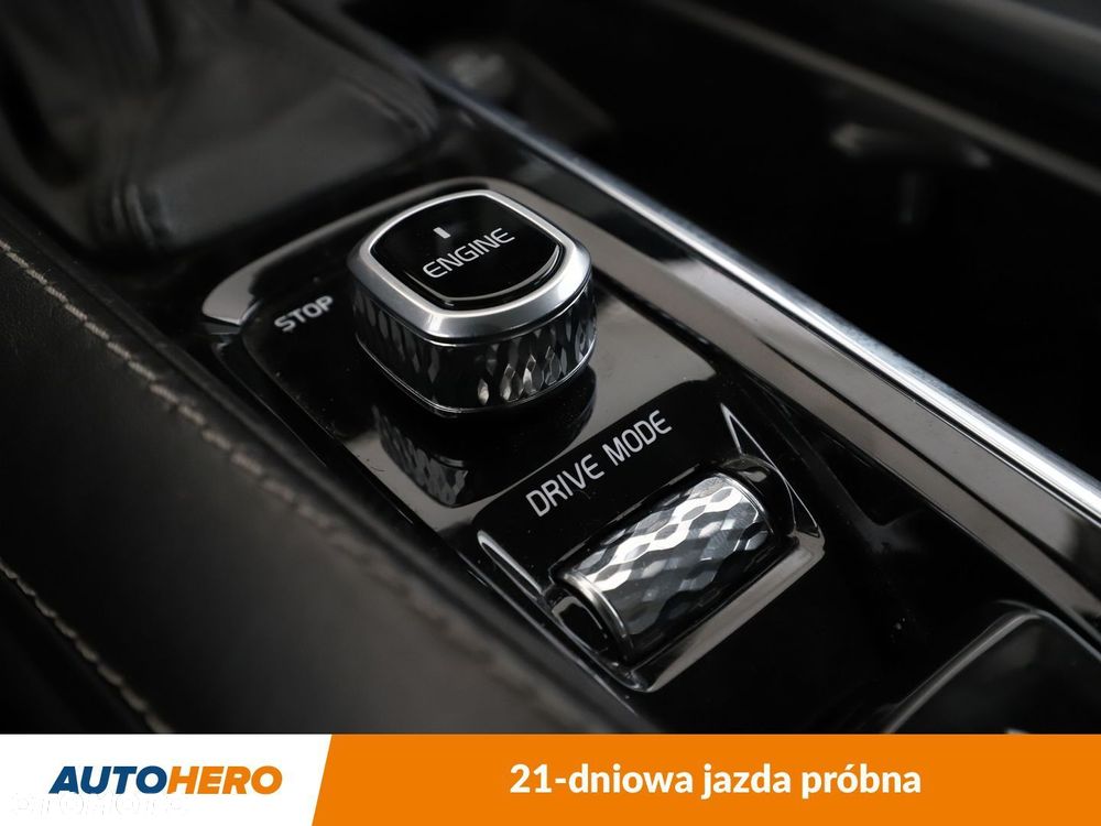 Volvo S90 D5 AWD Inscription - 28