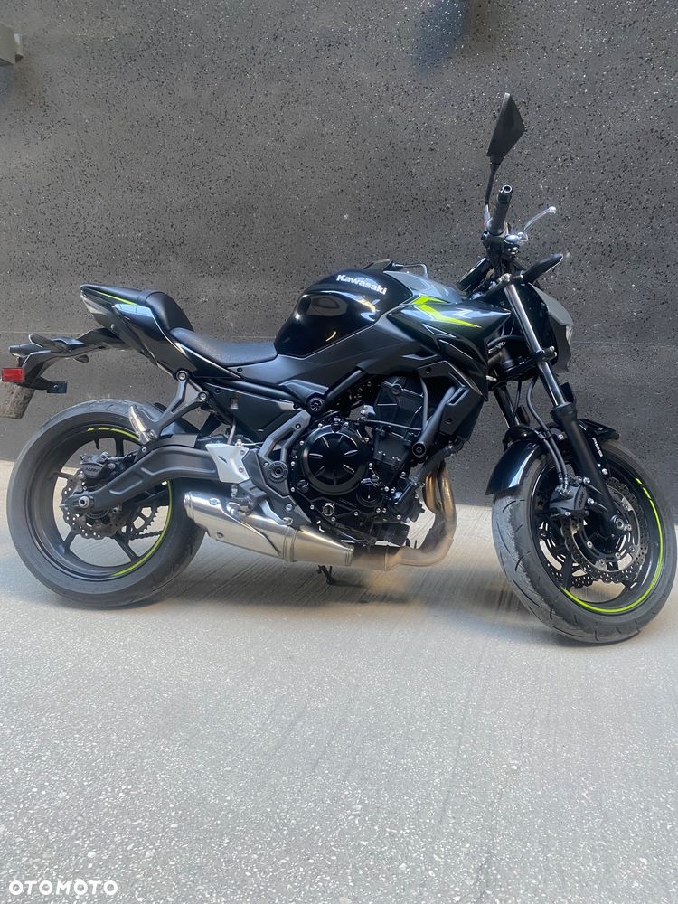 Kawasaki Z 650 - 7