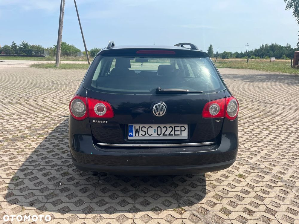 Volkswagen Passat 1.9 TDI Comfortline - 7