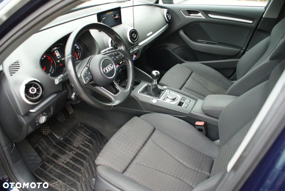 Audi A3 Sportback - 5