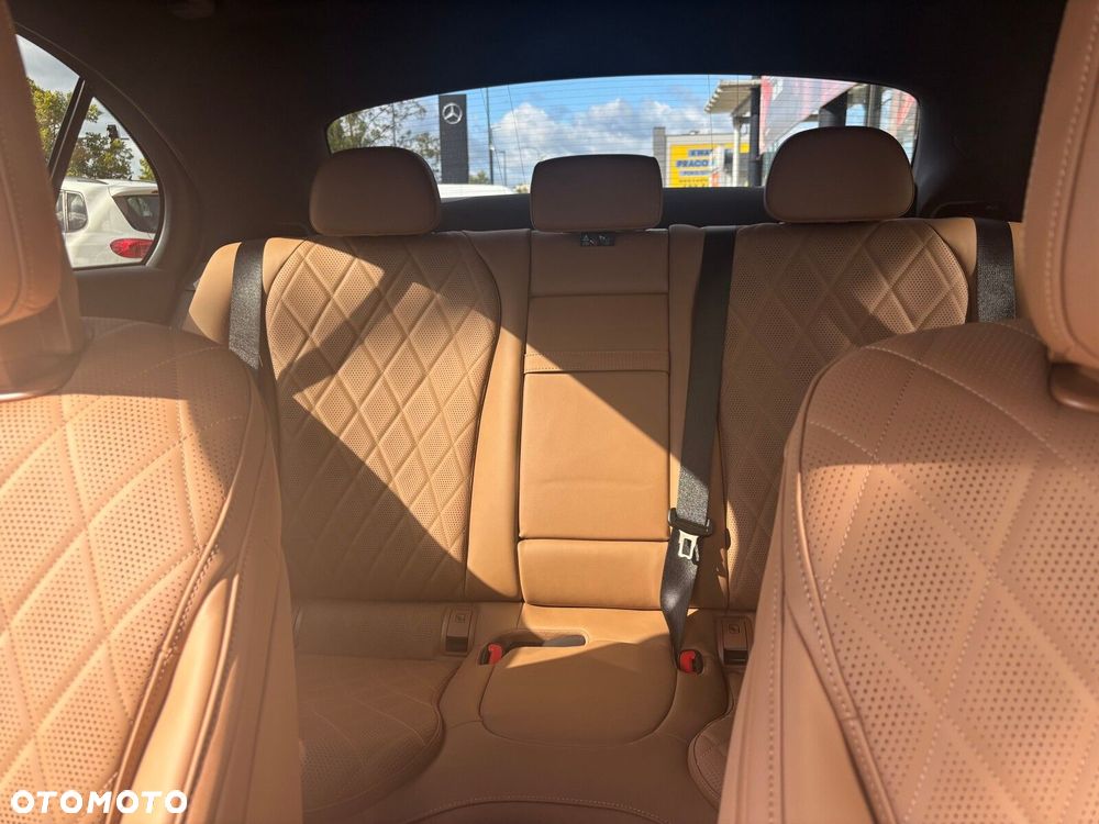 Mercedes-Benz Klasa E - 37