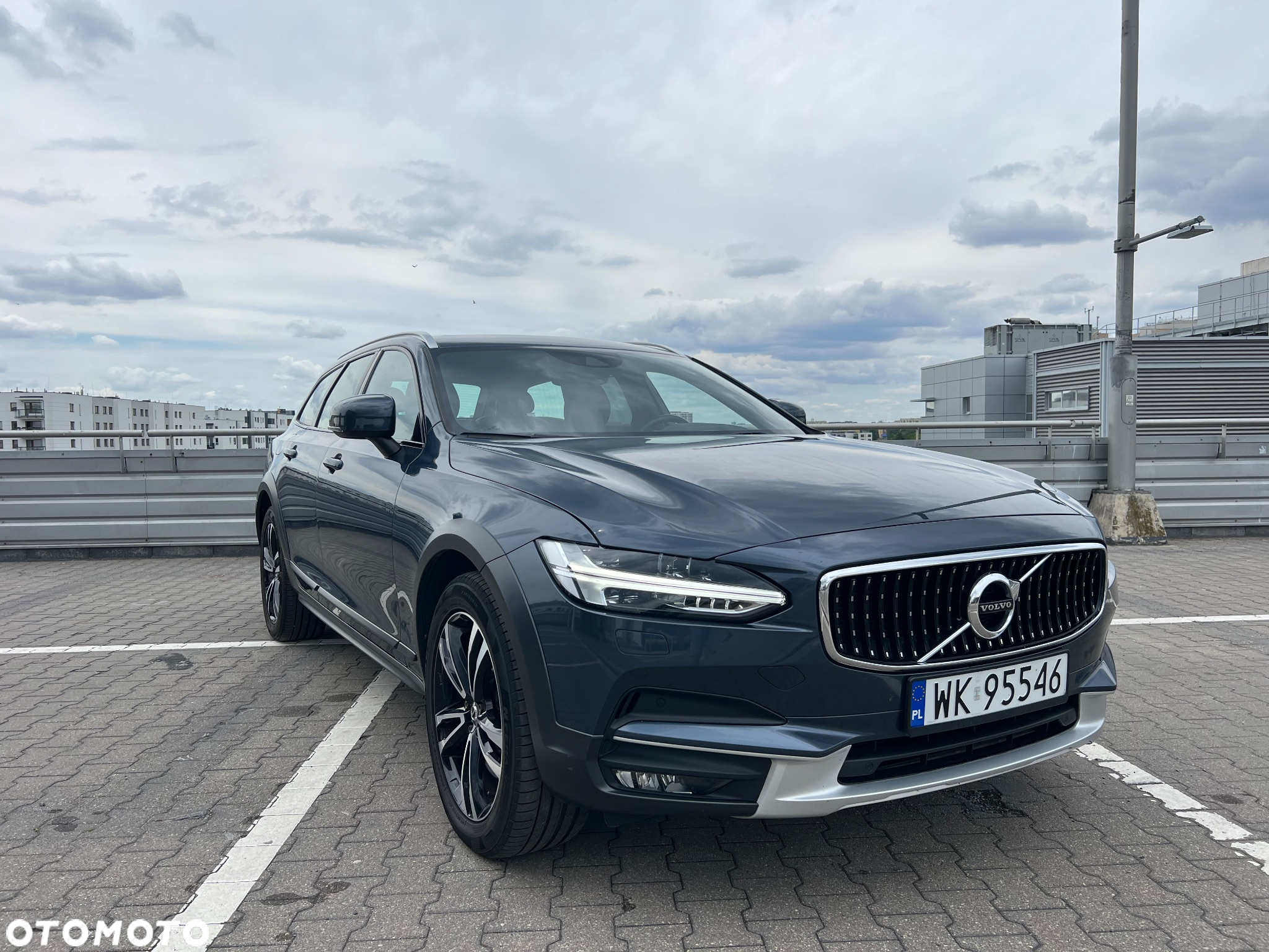 Volvo V90 Cross Country D5 AWD Geartronic Pro - 5