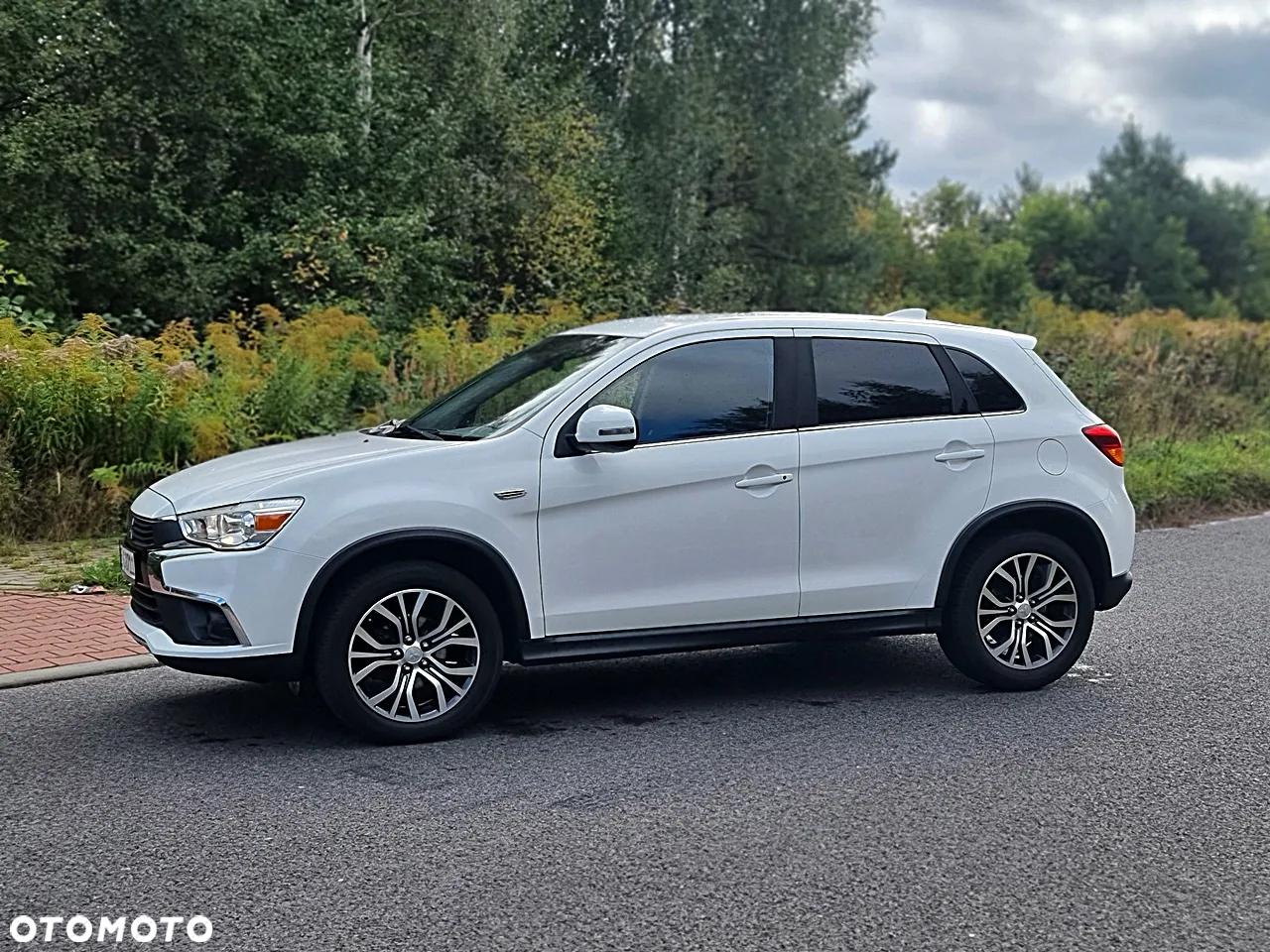 Mitsubishi ASX - 12