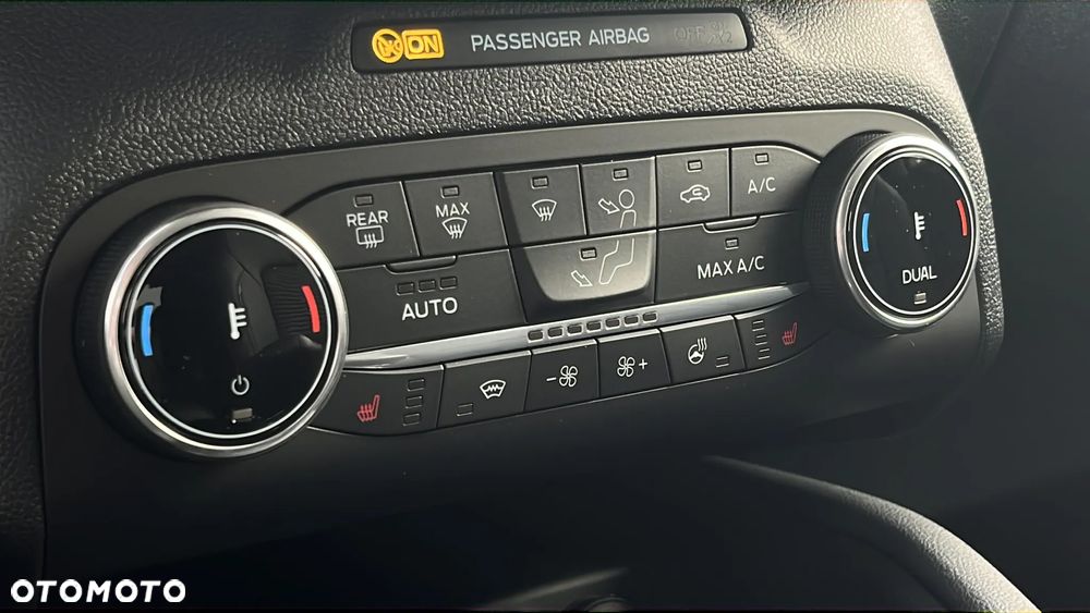 Ford Kuga 1.5 EcoBoost FWD Titanium X - 21