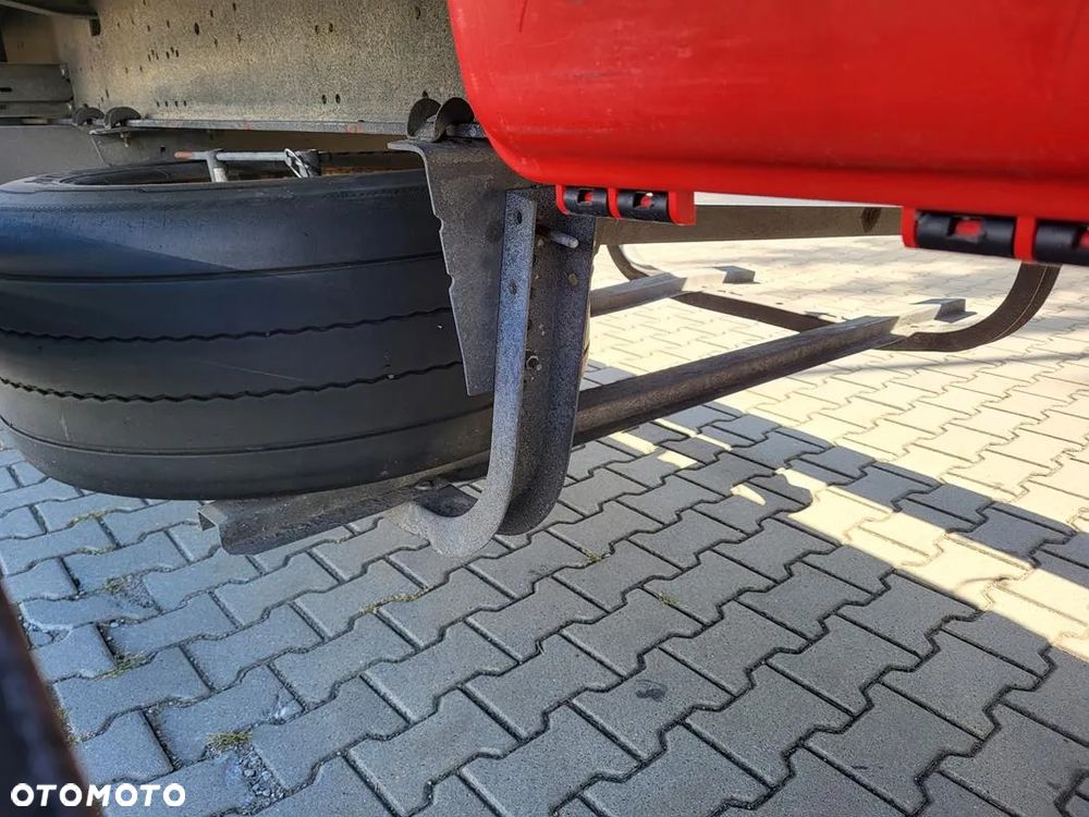 Schmitz Cargobull SCB S3T - 12