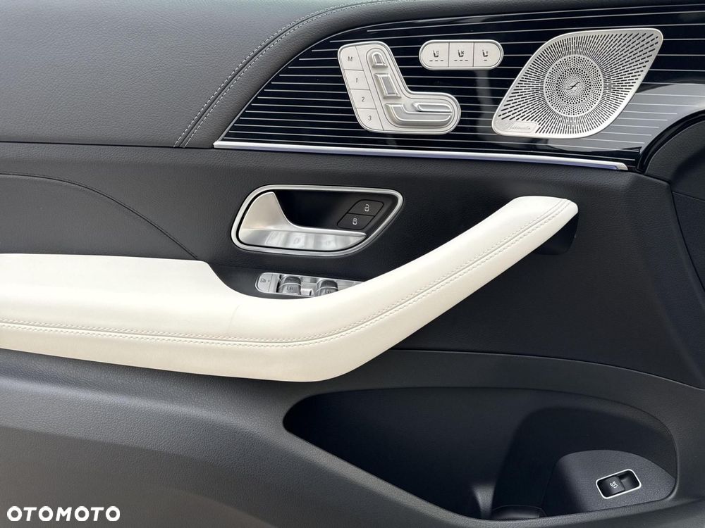 Mercedes-Benz GLE - 10