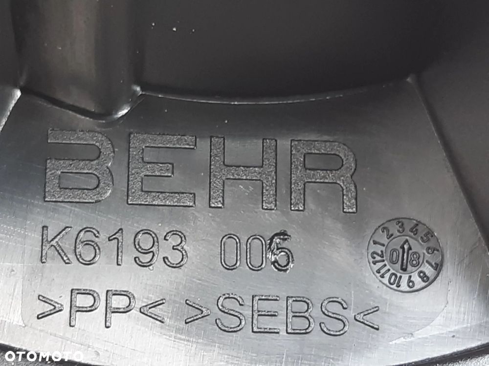 AUDI A4 B8 A5 8T WENTYLATOR DMUCHAWA NAWIEWU 8K1820021 - 8