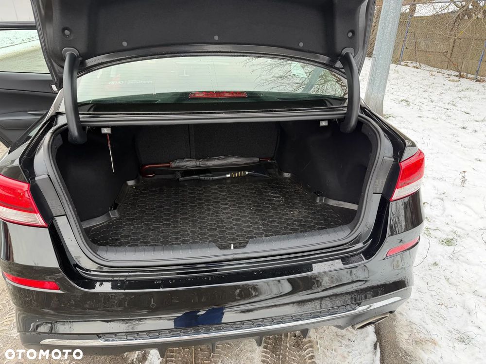 Kia Optima 1.6 T-GDI L DCT - 13