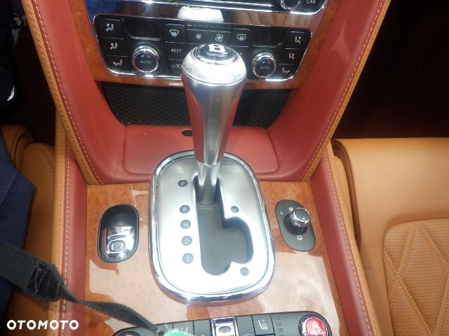 Bentley Continental GT Speed - 37
