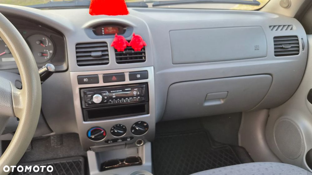 Kia Rio 1.3 RS - 14