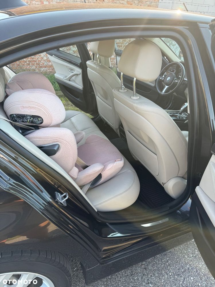 BMW Seria 5 518d Luxury Line - 28