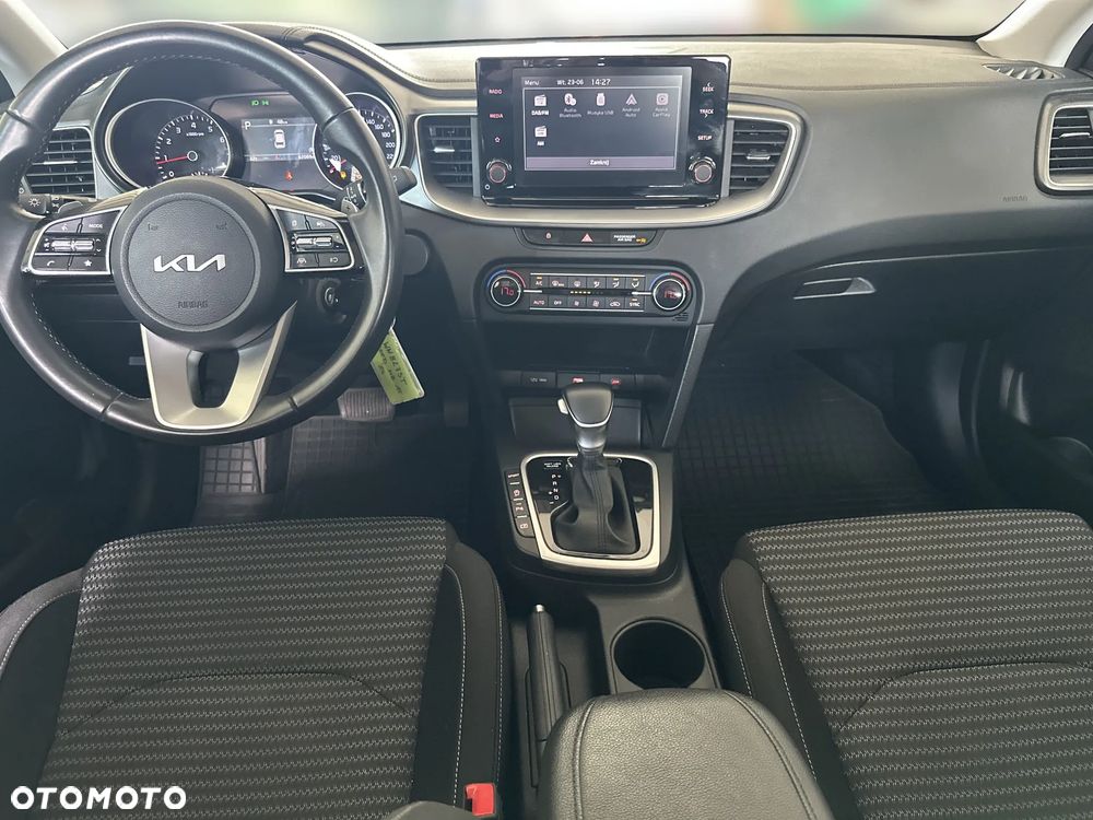 Kia Ceed 1.5 T-GDI M DCT - 14