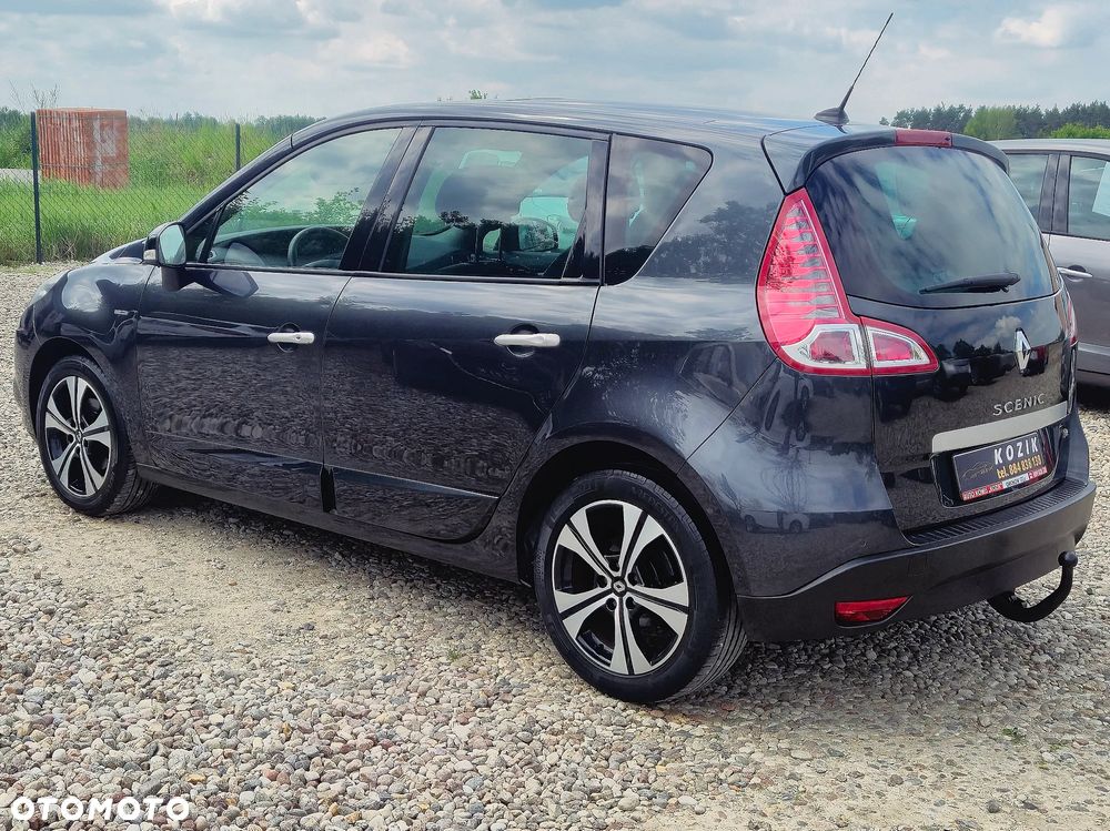 Renault Scenic TCe 130 Bose Edition - 17
