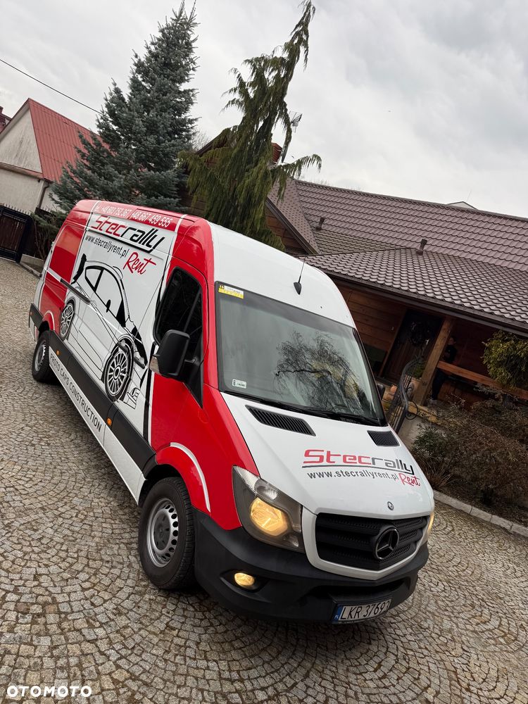 Mercedes-Benz Sprinter 319 - 1