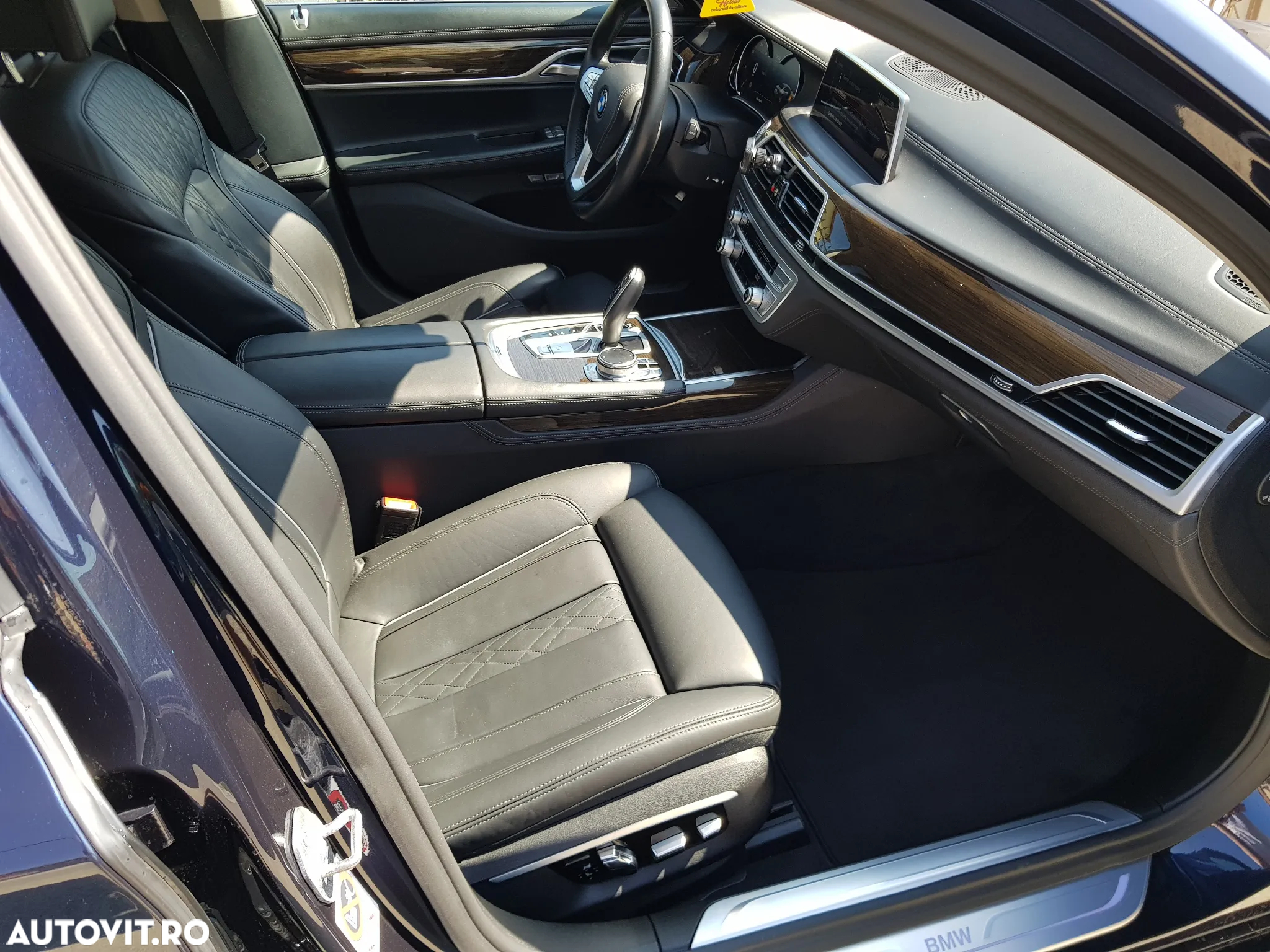 BMW Seria 7 750Ld xDrive - 16