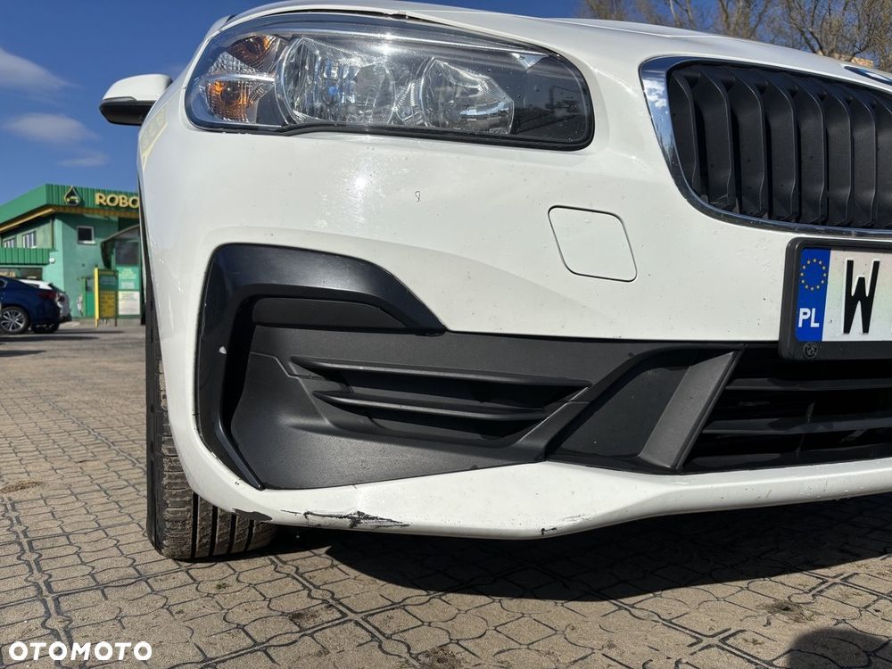 BMW Seria 2 216d - 4