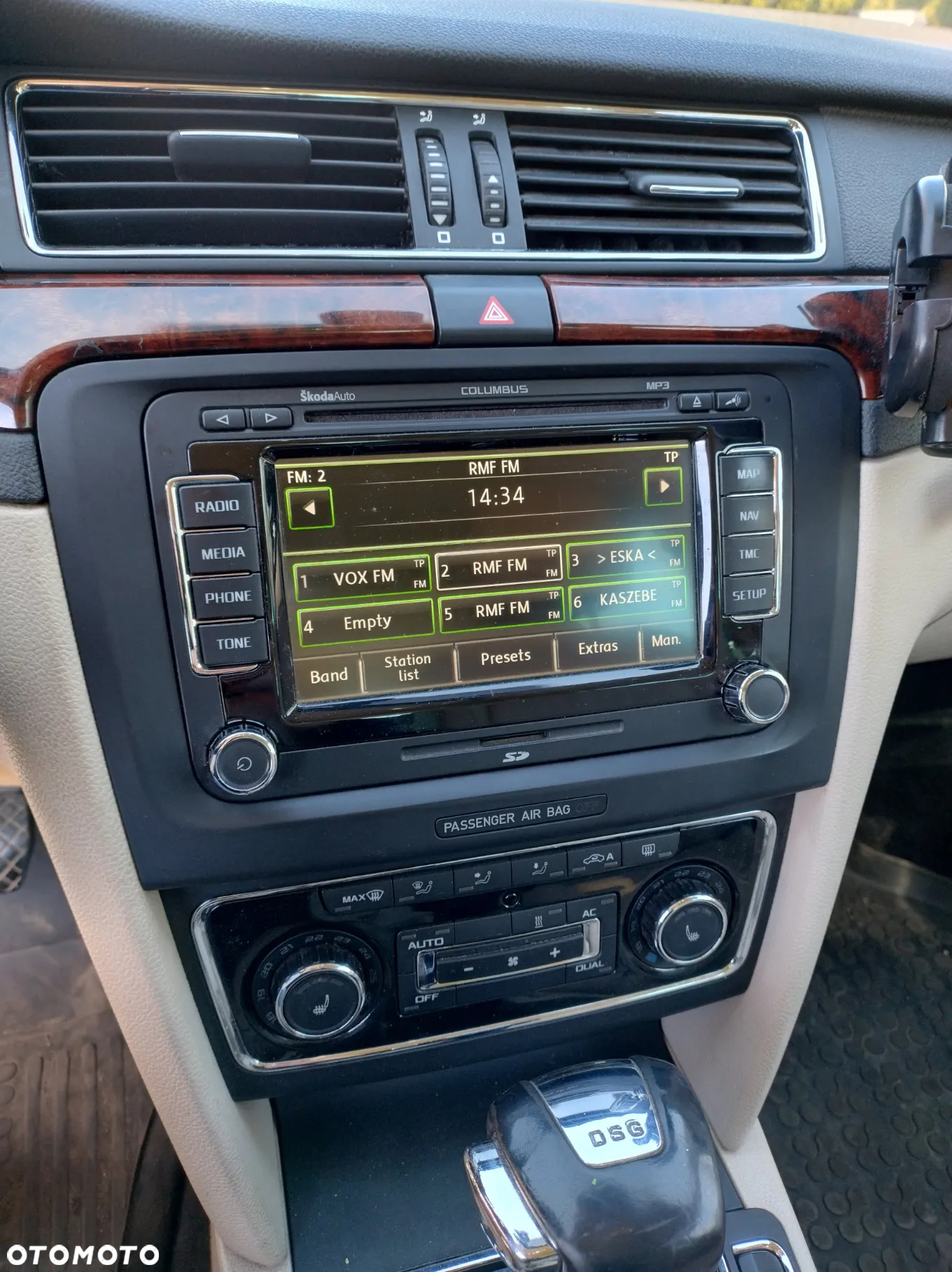 Skoda Superb Combi 2.0 TDI DSG Elegance - 14