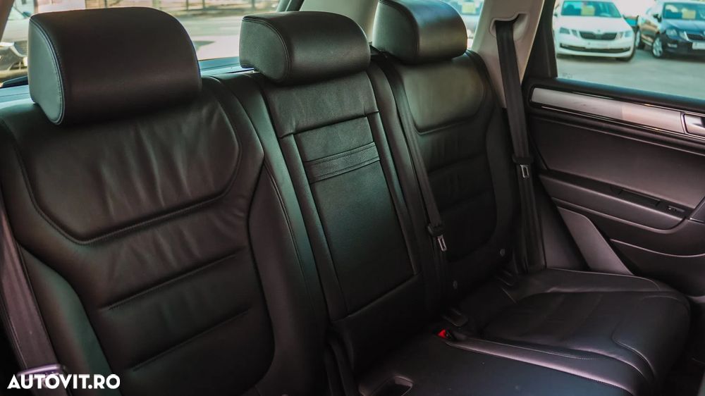 Volkswagen Touareg 3.0 V6 TDI SCR Blue Motion DPF Automatik - 31