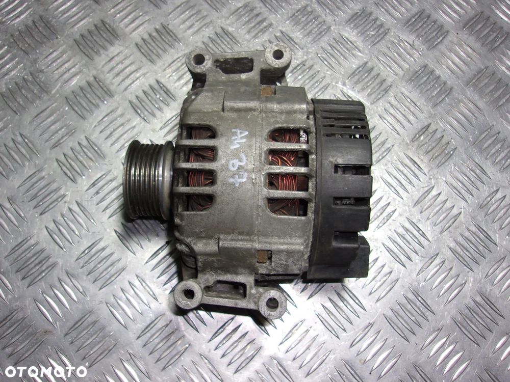Audi A3 8P A4 B7 VW Passat B6 B7 alternator  1.8 TSI 1.8 2.0 TFSI - 2