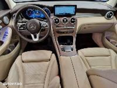 Mercedes-Benz GLC - 27
