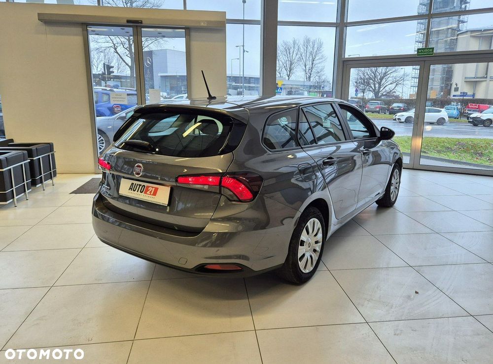 Fiat Tipo 1.0 T3 - 5