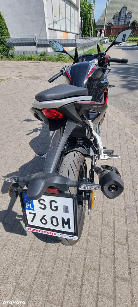 QJMOTOR SRK 125R - 3
