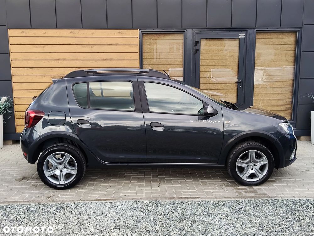 Dacia Sandero Stepway TCe 90 (S&S) Celebration - 29