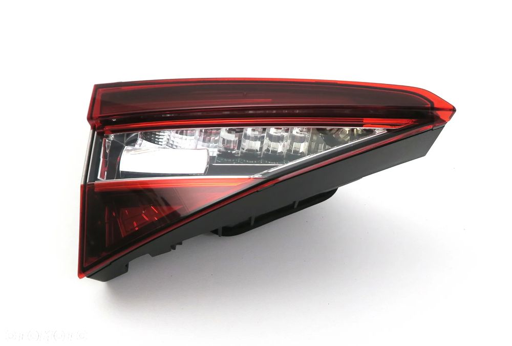 SKODA SUPERB 3 III kombi 3V9 Lampa LED klapa tył L ORYGINAŁ OE - 2