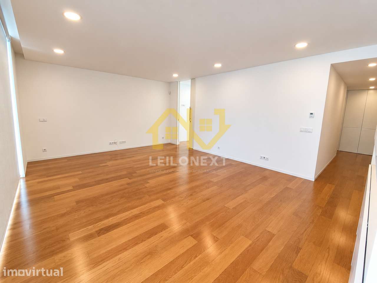 T3 com Amplo Terraço e Garagem - Grande imagem: 5/20