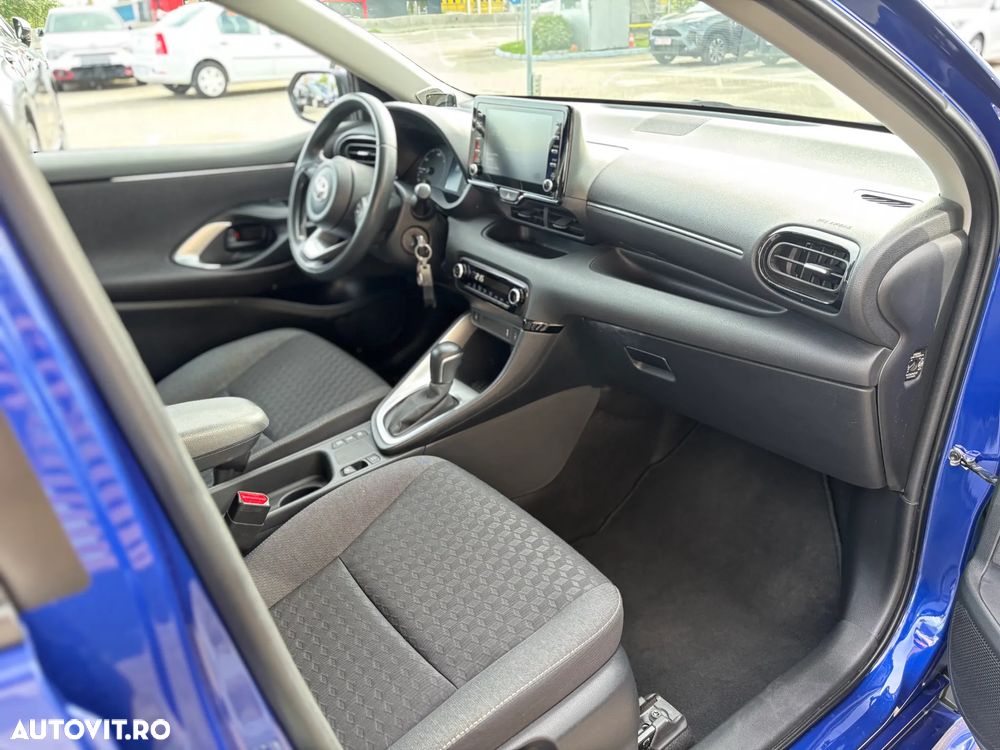 Toyota Yaris 1.5 VVT-i HSD Dynamic - 7