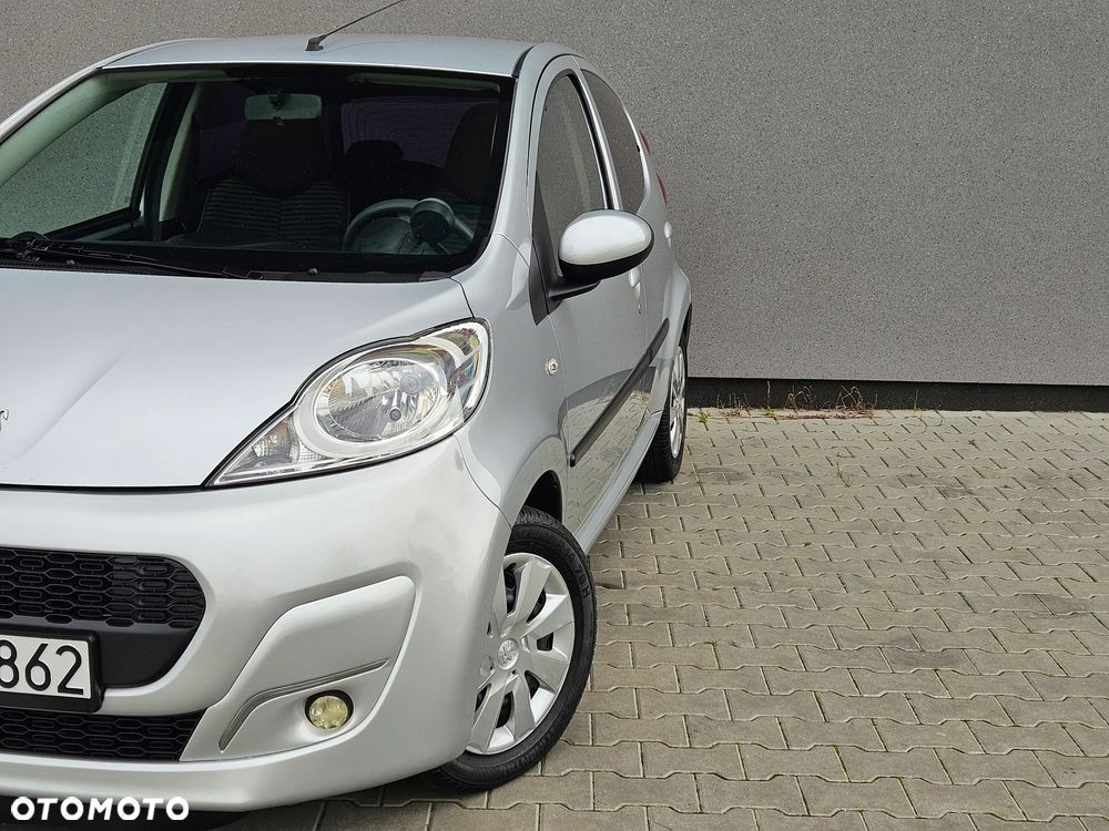 Peugeot 107 1.0 Happy - 11