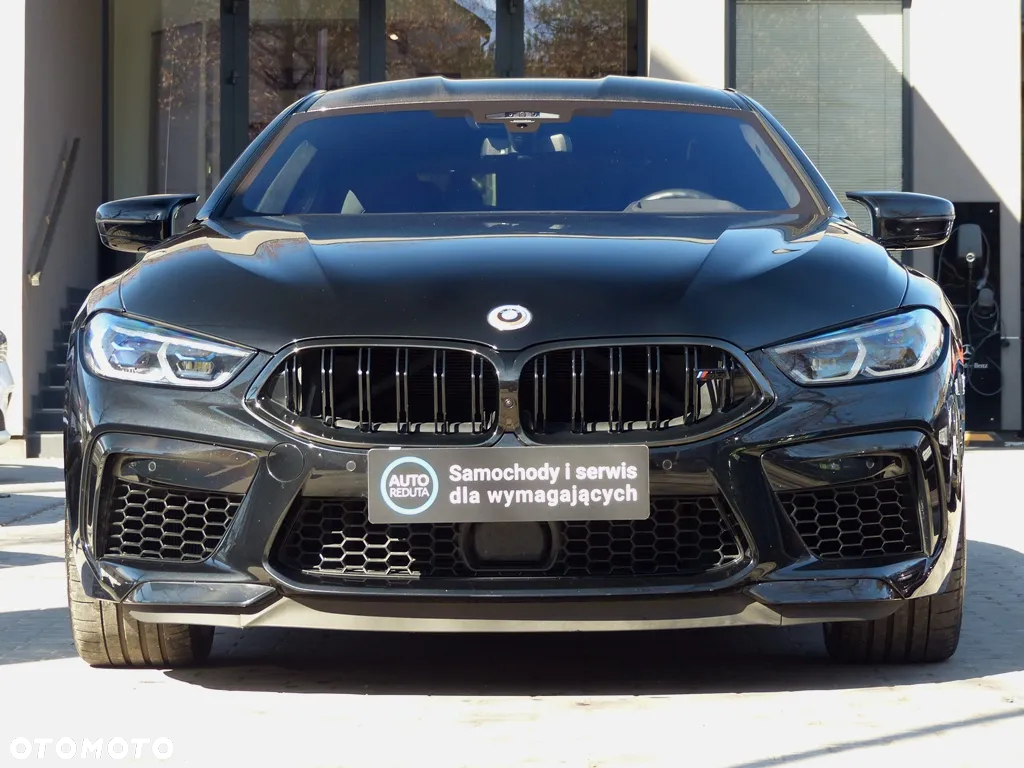 BMW M8 Competition - 4