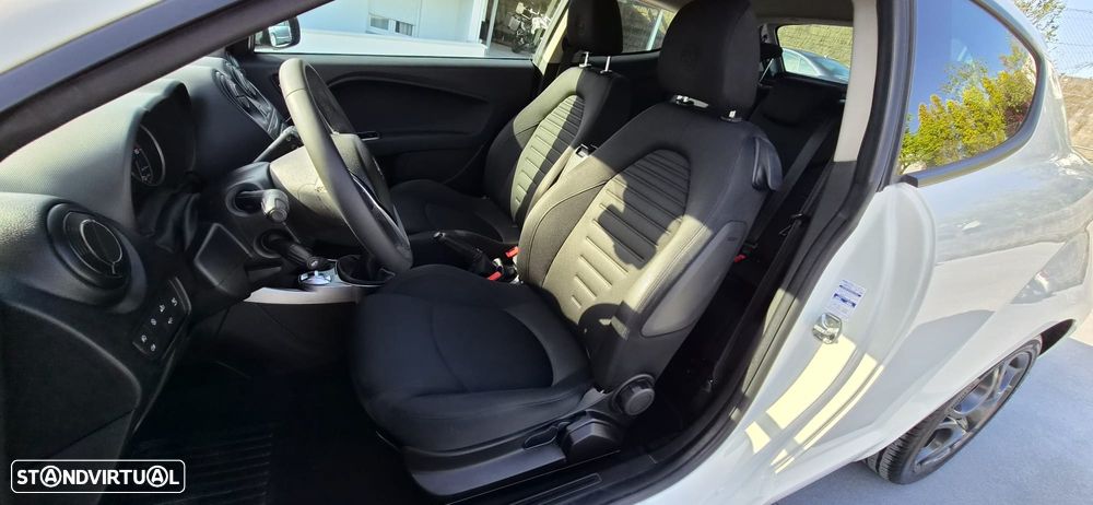 Alfa Romeo MiTo 1.3 JTDM Urban - 8