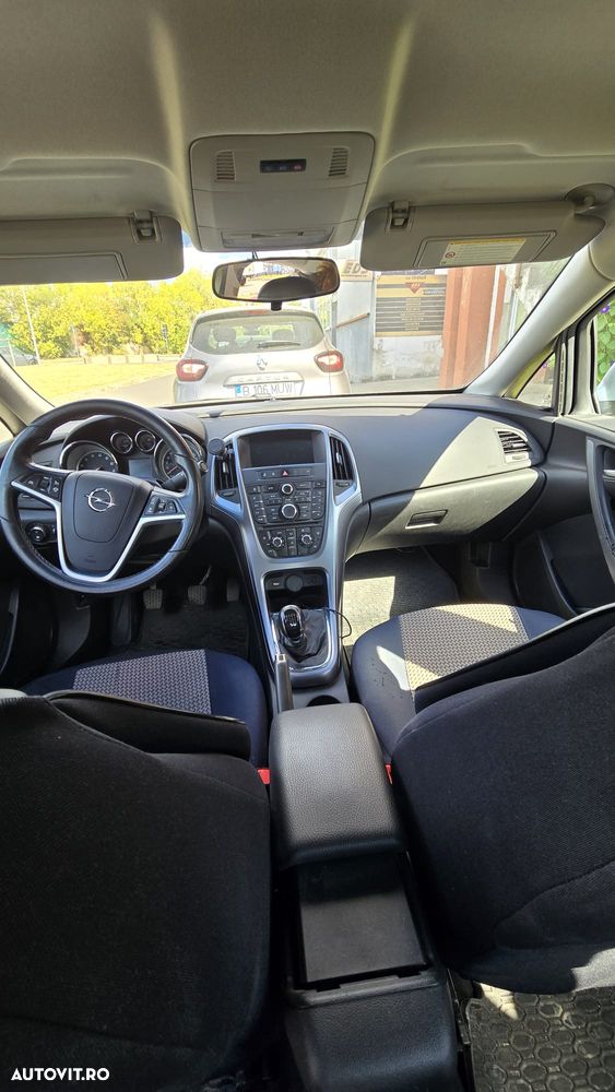 Opel Astra - 10