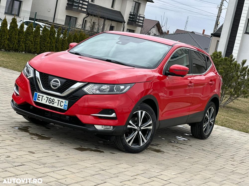 Nissan Qashqai 1.2 DIG-T Xtronic TEKNA+ - 1