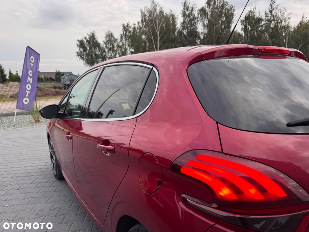 Peugeot 208 PureTech 110 Stop & Start Allure - 9