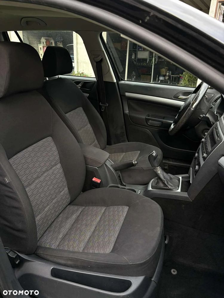 Skoda Octavia 1.6 TDI Ambiente - 10