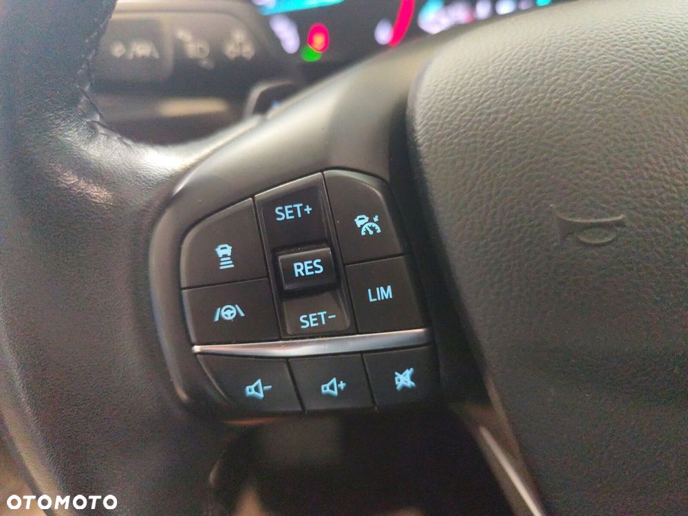 Ford Focus - 22