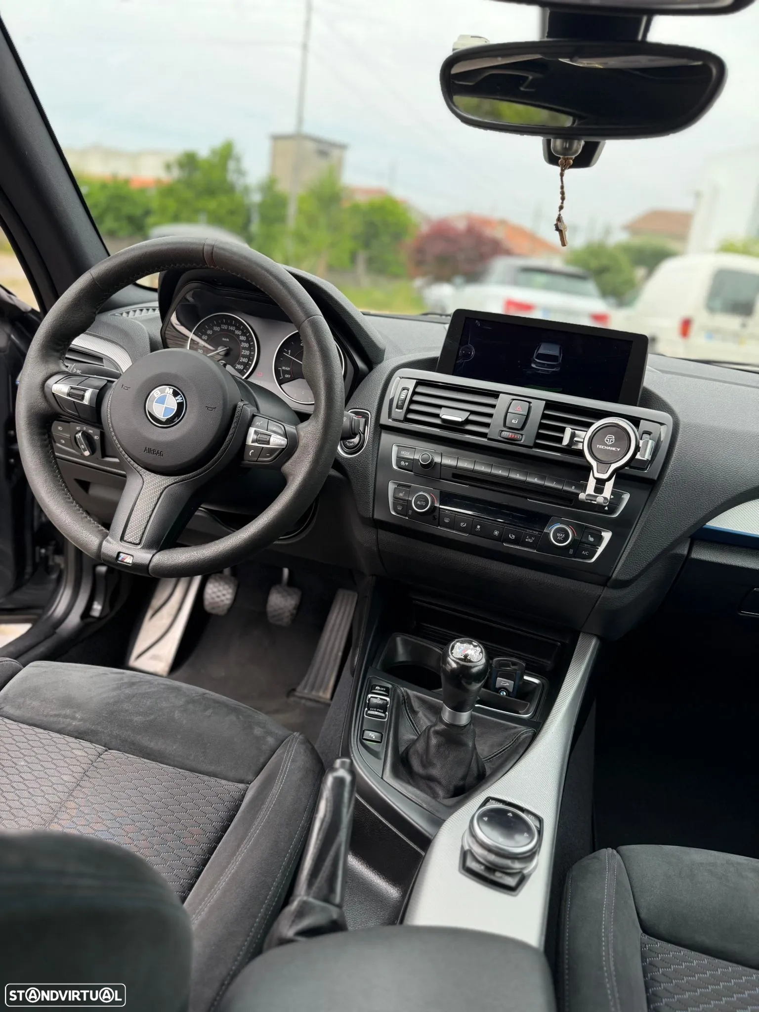 BMW 118 d Pack M - 7